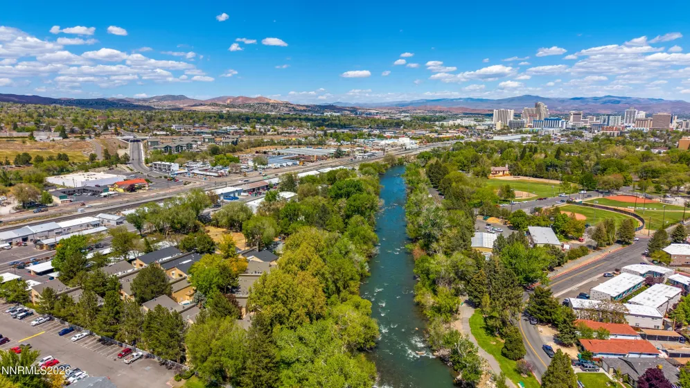 2300 Dickerson, Reno, Nevada 89503, 2 Bedrooms Bedrooms, ,2 BathroomsBathrooms,Residential,Residential,Dickerson,260005375