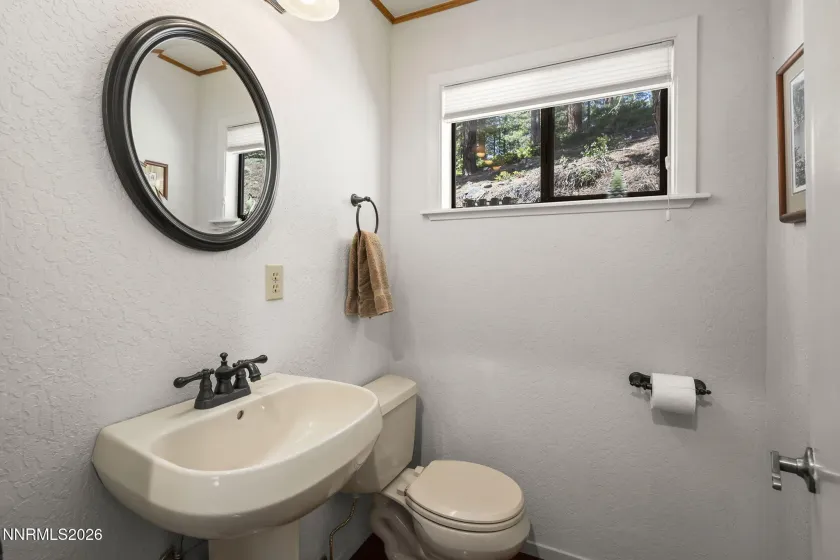 594 Tyner, Incline Village, Nevada 89451, 3 Bedrooms Bedrooms, ,3 BathroomsBathrooms,Residential,Residential,Tyner,260005373