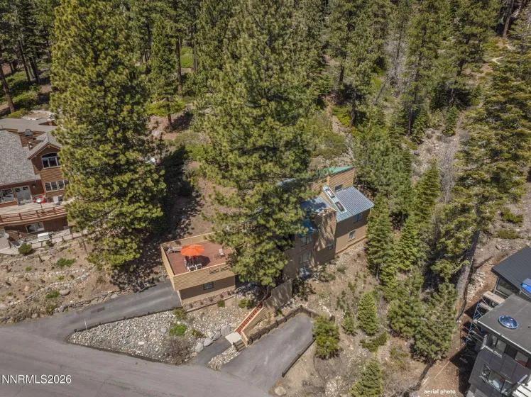 594 Tyner, Incline Village, Nevada 89451, 3 Bedrooms Bedrooms, ,3 BathroomsBathrooms,Residential,Residential,Tyner,260005373