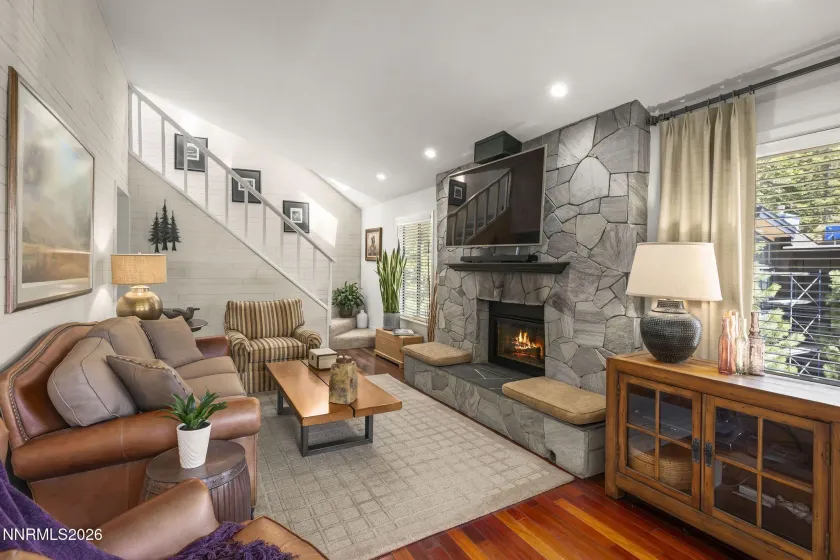 594 Tyner, Incline Village, Nevada 89451, 3 Bedrooms Bedrooms, ,3 BathroomsBathrooms,Residential,Residential,Tyner,260005373