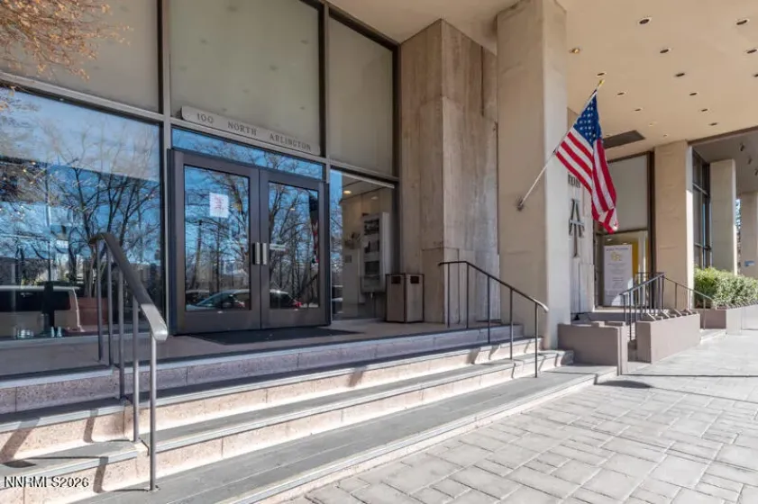 100 Arlington, Reno, Nevada 89501, ,1 BathroomBathrooms,Residential,Residential,Arlington,260005381