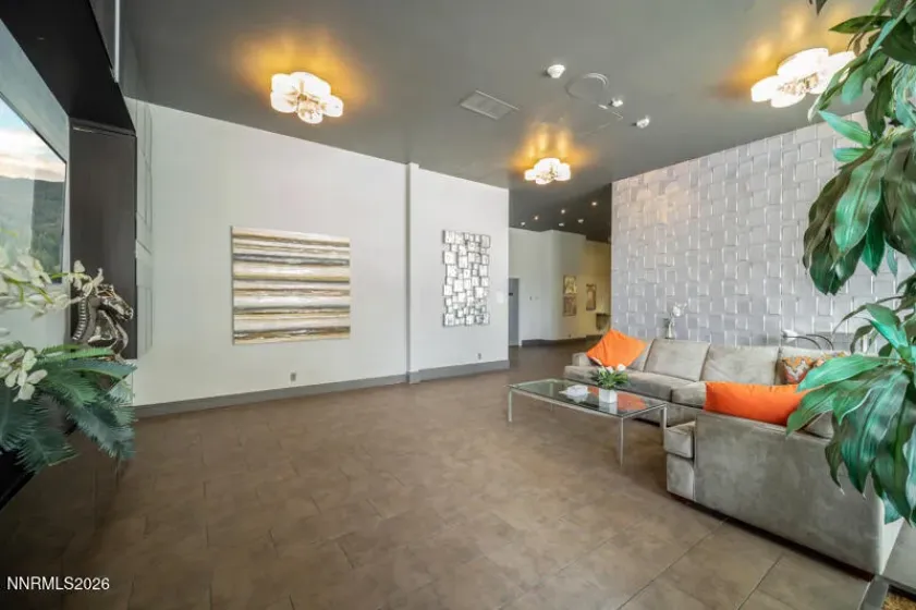 100 Arlington, Reno, Nevada 89501, ,1 BathroomBathrooms,Residential,Residential,Arlington,260005381