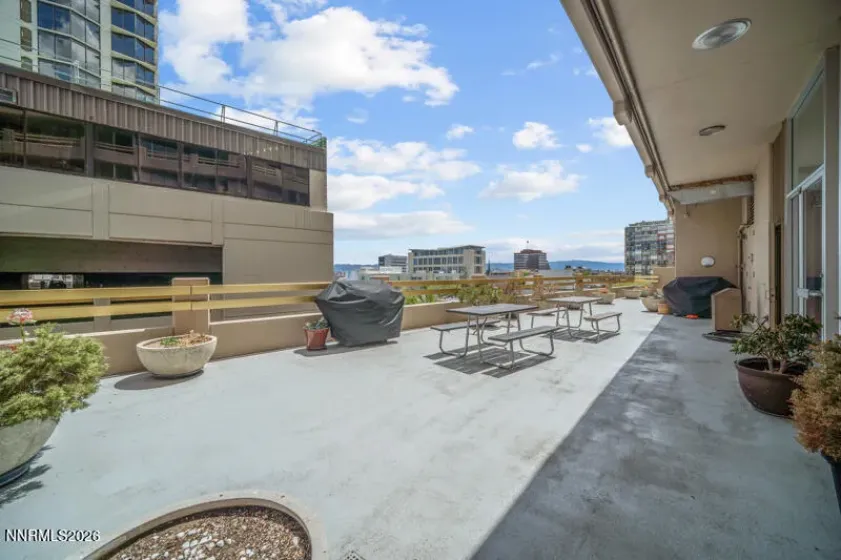 100 Arlington, Reno, Nevada 89501, ,1 BathroomBathrooms,Residential,Residential,Arlington,260005381