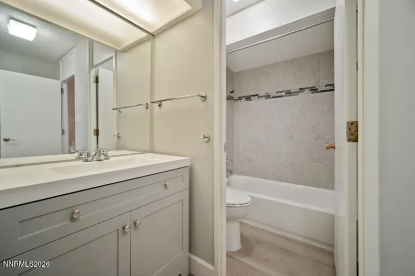 100 Arlington, Reno, Nevada 89501, ,1 BathroomBathrooms,Residential,Residential,Arlington,260005381