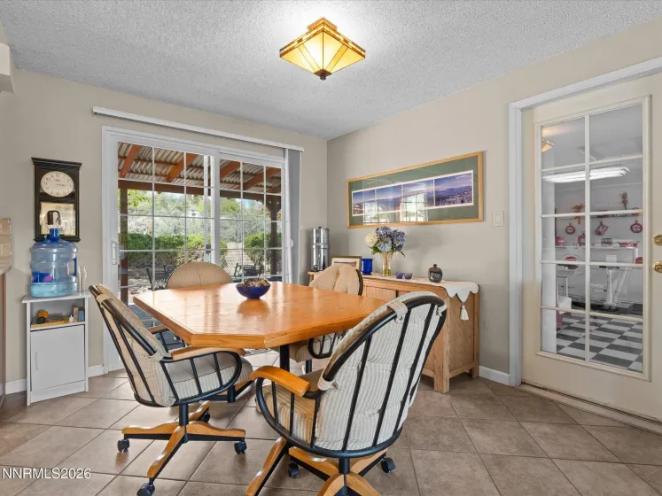 152 Paul, Carson City, Nevada 89706, 3 Bedrooms Bedrooms, ,2 BathroomsBathrooms,Residential,Residential,Paul,260005384