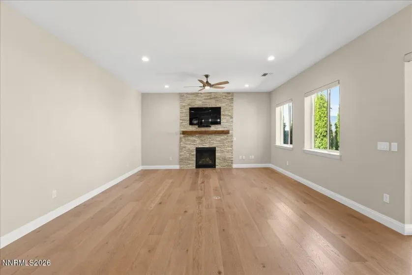 2327 Iron Square, Reno, Nevada 89521, 2 Bedrooms Bedrooms, ,2 BathroomsBathrooms,Residential,Residential,Iron Square,260005386
