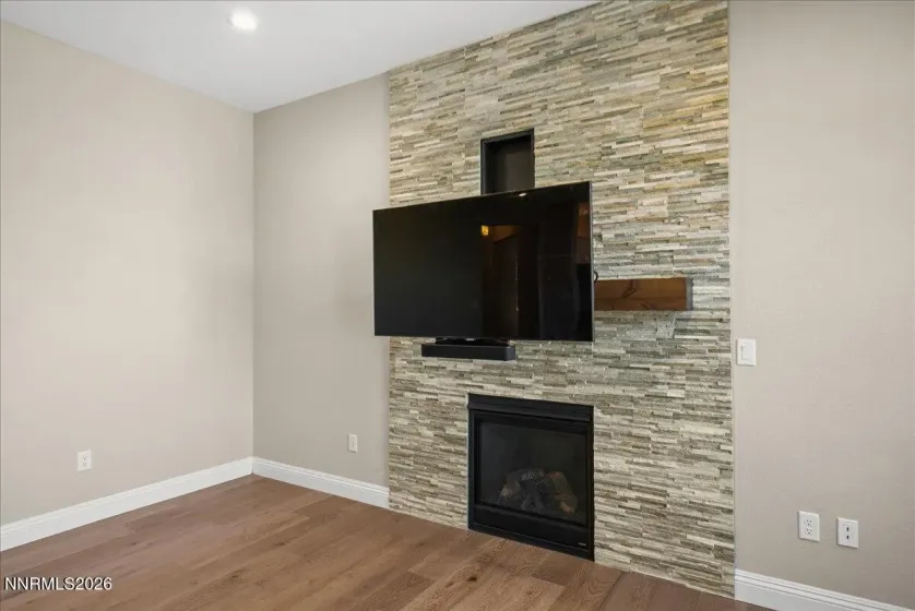 2327 Iron Square, Reno, Nevada 89521, 2 Bedrooms Bedrooms, ,2 BathroomsBathrooms,Residential,Residential,Iron Square,260005386