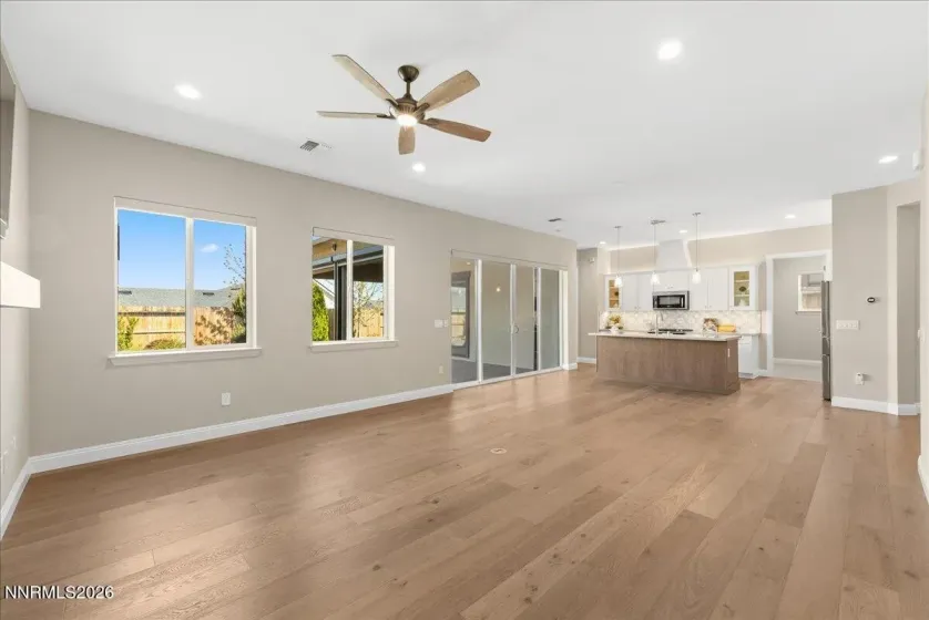2327 Iron Square, Reno, Nevada 89521, 2 Bedrooms Bedrooms, ,2 BathroomsBathrooms,Residential,Residential,Iron Square,260005386