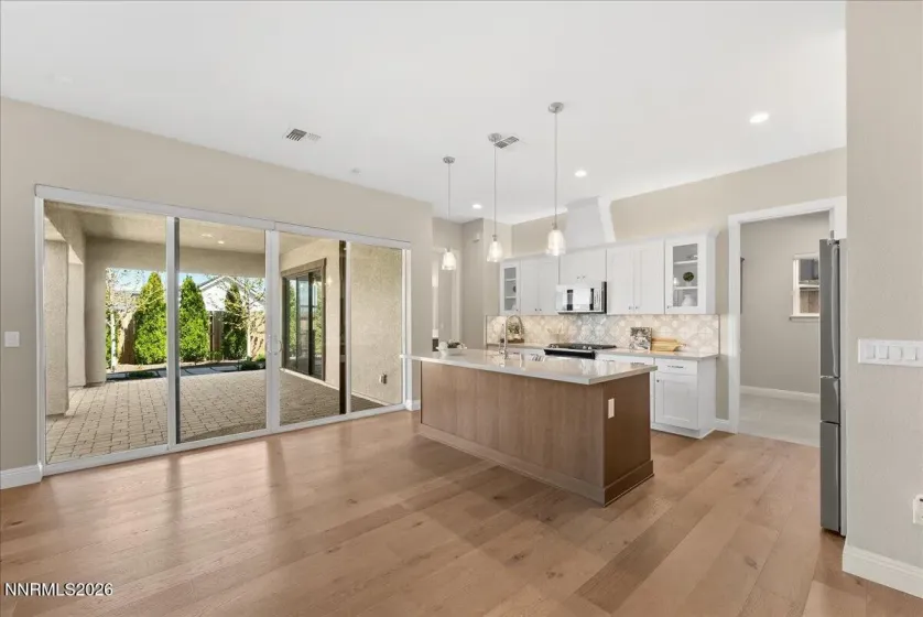 2327 Iron Square, Reno, Nevada 89521, 2 Bedrooms Bedrooms, ,2 BathroomsBathrooms,Residential,Residential,Iron Square,260005386