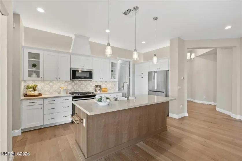 2327 Iron Square, Reno, Nevada 89521, 2 Bedrooms Bedrooms, ,2 BathroomsBathrooms,Residential,Residential,Iron Square,260005386
