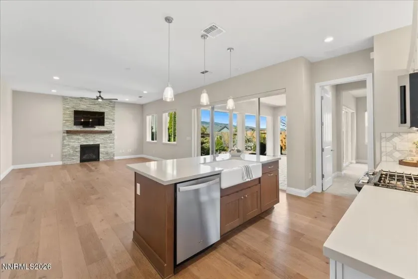2327 Iron Square, Reno, Nevada 89521, 2 Bedrooms Bedrooms, ,2 BathroomsBathrooms,Residential,Residential,Iron Square,260005386