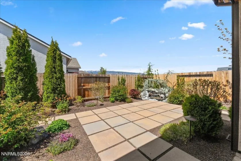 2327 Iron Square, Reno, Nevada 89521, 2 Bedrooms Bedrooms, ,2 BathroomsBathrooms,Residential,Residential,Iron Square,260005386