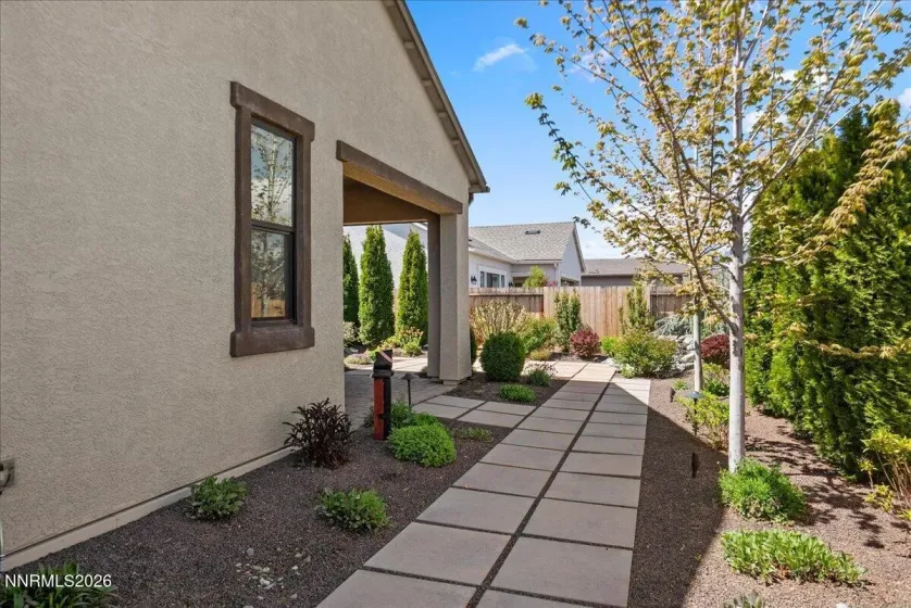2327 Iron Square, Reno, Nevada 89521, 2 Bedrooms Bedrooms, ,2 BathroomsBathrooms,Residential,Residential,Iron Square,260005386