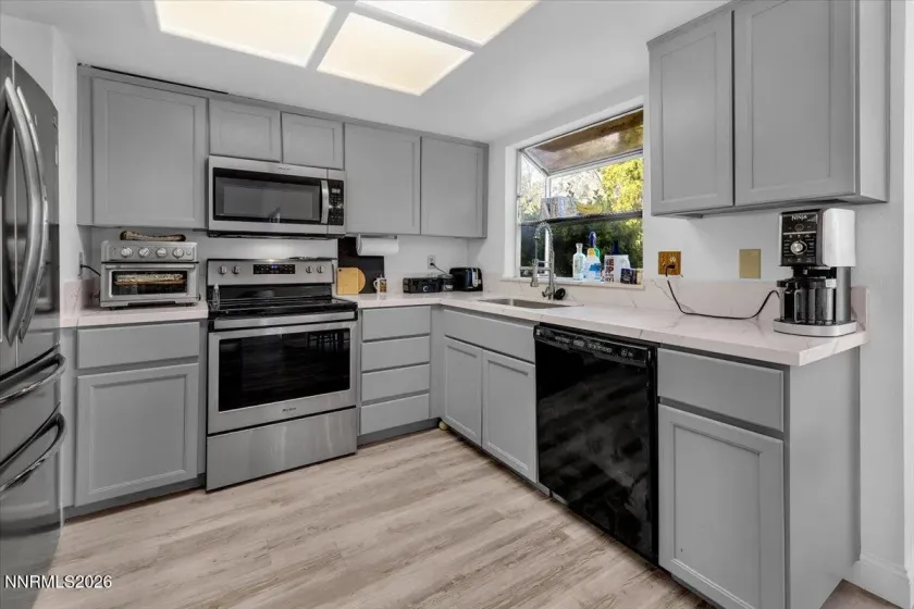 4349 Pescado, Reno, Nevada 89502, 3 Bedrooms Bedrooms, ,3 BathroomsBathrooms,Residential,Residential,Pescado,260005388