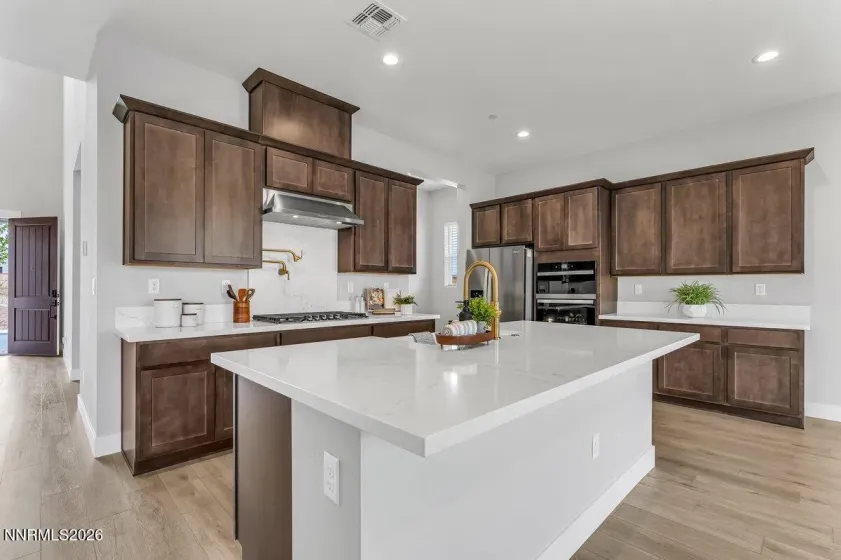 491 Hutchinson, Sparks, Nevada 89441, 5 Bedrooms Bedrooms, ,4 BathroomsBathrooms,Residential,Residential,Hutchinson,260005390
