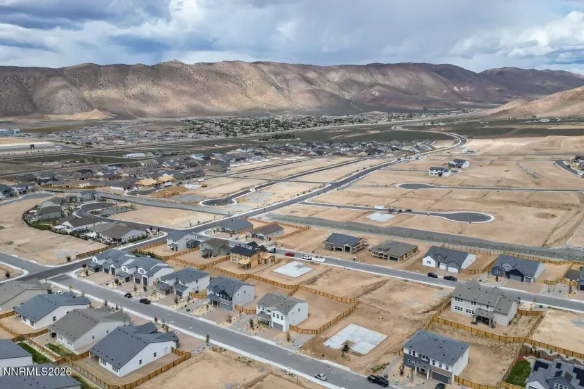 491 Hutchinson, Sparks, Nevada 89441, 5 Bedrooms Bedrooms, ,4 BathroomsBathrooms,Residential,Residential,Hutchinson,260005390