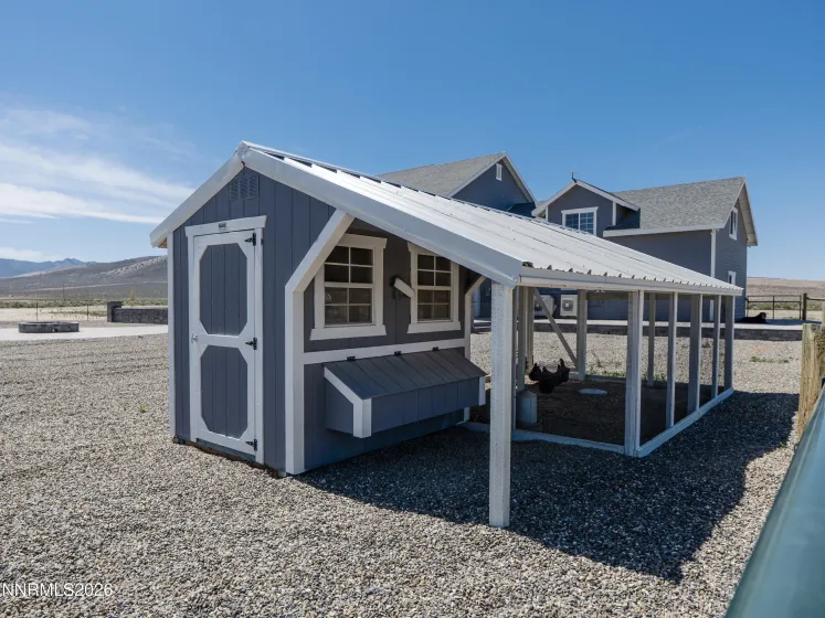 6300 Bear Grass, Winnemucca, Nevada 89445, 3 Bedrooms Bedrooms, ,4 BathroomsBathrooms,Residential,Residential,Bear Grass,260005392