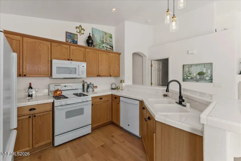 198 Tankersley, Sparks, Nevada 89436, 3 Bedrooms Bedrooms, ,2 BathroomsBathrooms,Residential,Residential,Tankersley,260005396