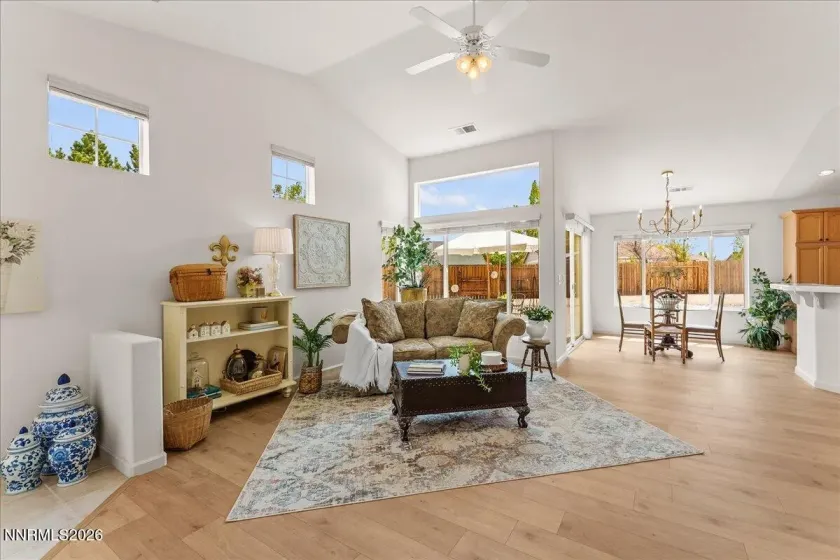 198 Tankersley, Sparks, Nevada 89436, 3 Bedrooms Bedrooms, ,2 BathroomsBathrooms,Residential,Residential,Tankersley,260005396