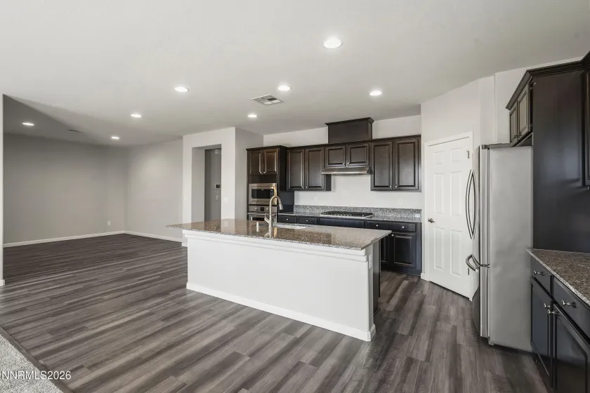 14138 Glowing Amber, Reno, Nevada 89511, 3 Bedrooms Bedrooms, ,3 BathroomsBathrooms,Residential,Residential,Glowing Amber,260005397
