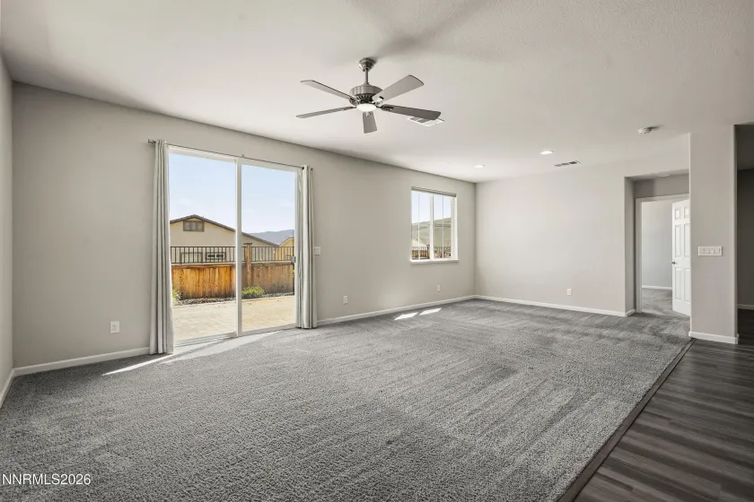 14138 Glowing Amber, Reno, Nevada 89511, 3 Bedrooms Bedrooms, ,3 BathroomsBathrooms,Residential,Residential,Glowing Amber,260005397