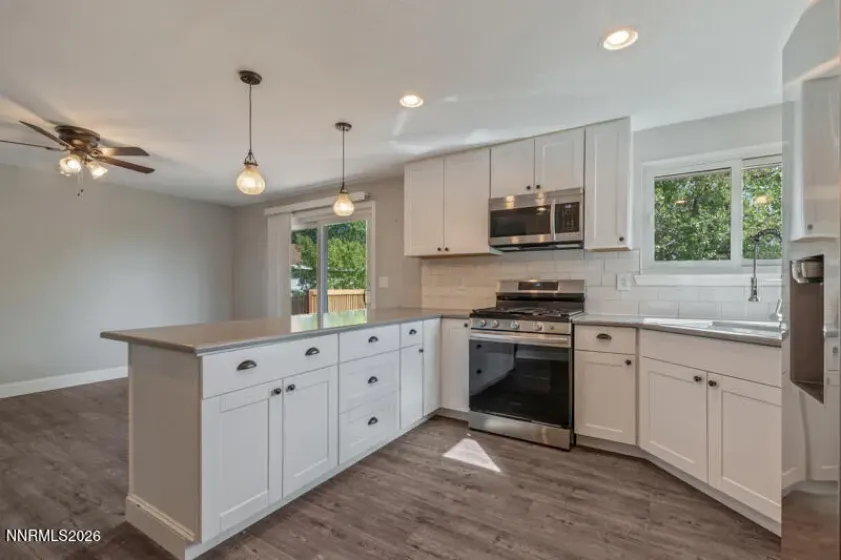 70 Sky Ranch, Sparks, Nevada 89441, 4 Bedrooms Bedrooms, ,2 BathroomsBathrooms,Residential,Residential,Sky Ranch,260005398