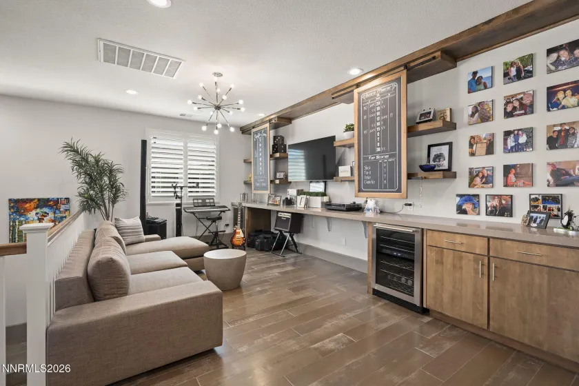 9307 Sky Dune, Reno, Nevada 89521, 4 Bedrooms Bedrooms, ,3 BathroomsBathrooms,Residential,Residential,Sky Dune,260005399