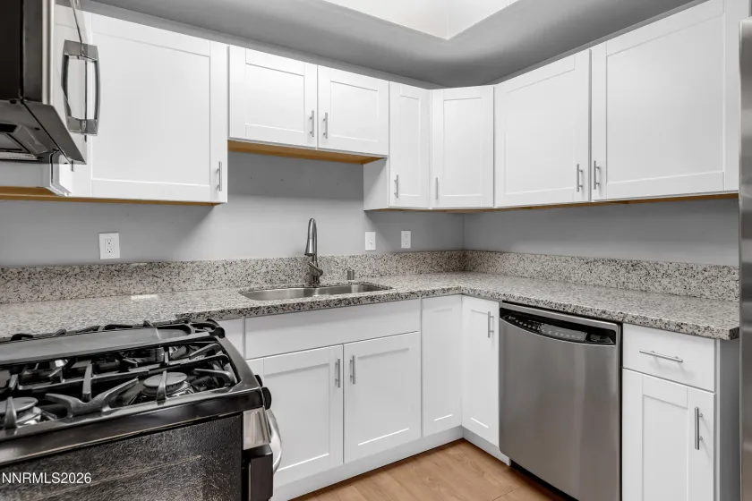 1692 Gault, Sparks, Nevada 89431, 3 Bedrooms Bedrooms, ,2 BathroomsBathrooms,Residential,Residential,Gault,260005402