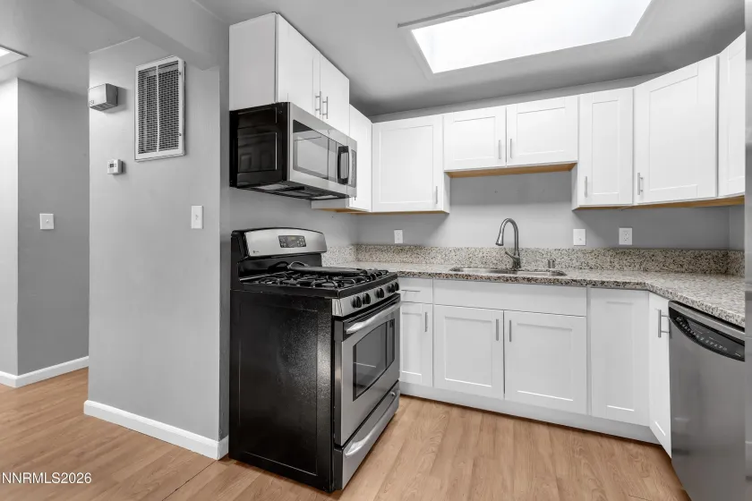 1692 Gault, Sparks, Nevada 89431, 3 Bedrooms Bedrooms, ,2 BathroomsBathrooms,Residential,Residential,Gault,260005402