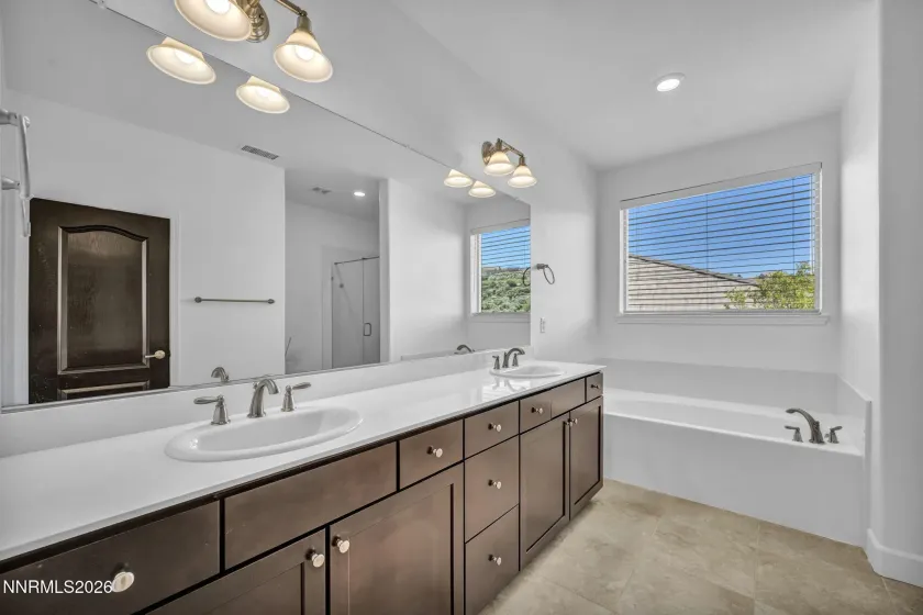 1785 Verdi Vista, Reno, Nevada 89523, 4 Bedrooms Bedrooms, ,4 BathroomsBathrooms,Residential,Residential,Verdi Vista,260005403