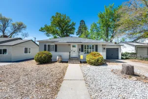 945 Yori, Reno, Nevada 89502, 3 Bedrooms Bedrooms, ,1 BathroomBathrooms,Residential,Residential,Yori,260005405