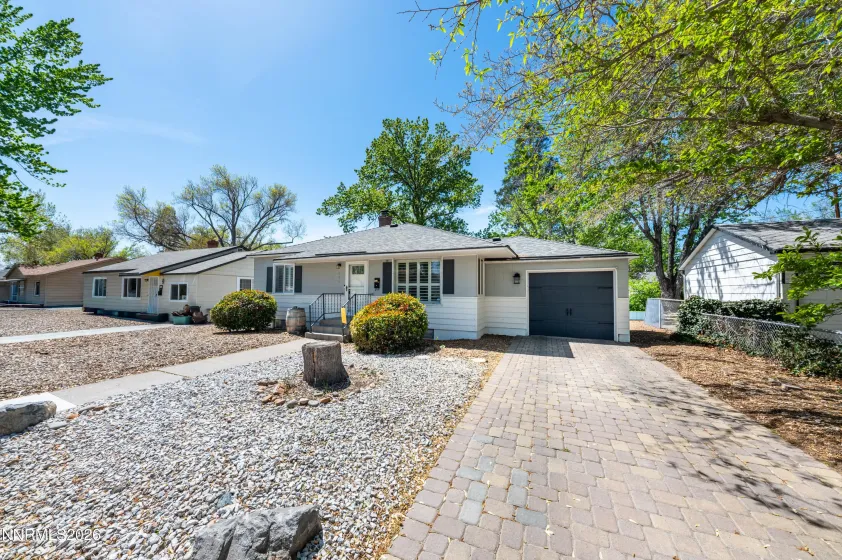 945 Yori, Reno, Nevada 89502, 3 Bedrooms Bedrooms, ,1 BathroomBathrooms,Residential,Residential,Yori,260005405