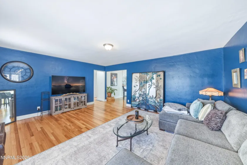 945 Yori, Reno, Nevada 89502, 3 Bedrooms Bedrooms, ,1 BathroomBathrooms,Residential,Residential,Yori,260005405
