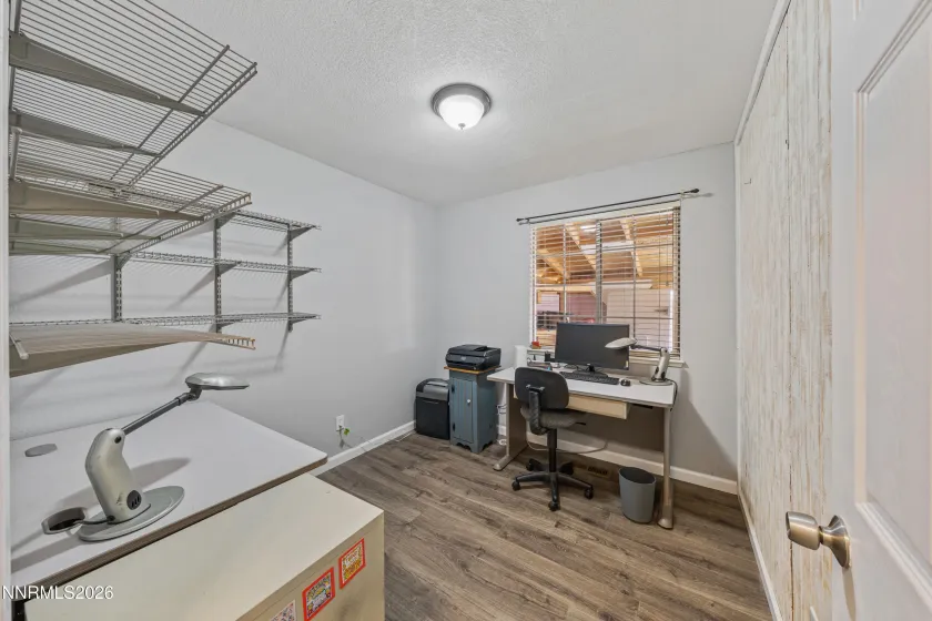 6370 Mono, Sun Valley, Nevada 89433, 3 Bedrooms Bedrooms, ,2 BathroomsBathrooms,Residential,Residential,Mono,260005407