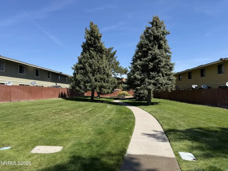 865 Nutmeg, Reno, Nevada 89502, 2 Bedrooms Bedrooms, ,2 BathroomsBathrooms,Residential,Residential,Nutmeg,260005409