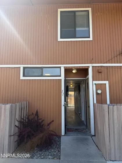 865 Nutmeg, Reno, Nevada 89502, 2 Bedrooms Bedrooms, ,2 BathroomsBathrooms,Residential,Residential,Nutmeg,260005409