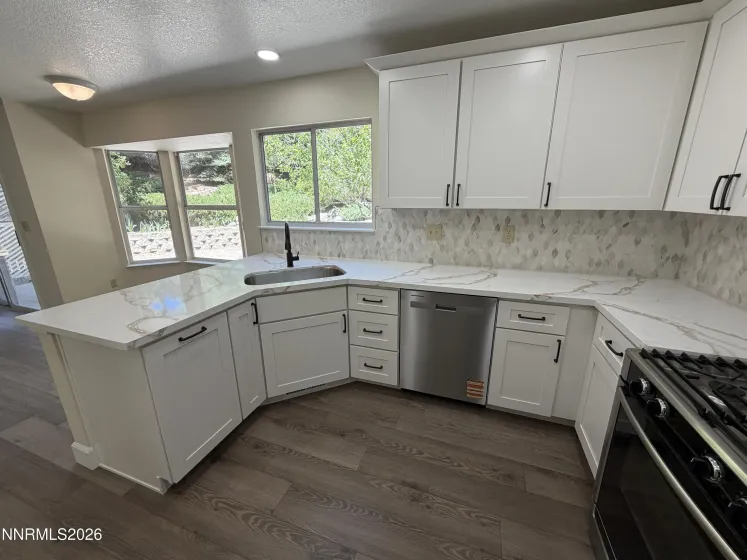 535 Cliff View, Reno, Nevada 89523, 3 Bedrooms Bedrooms, ,3 BathroomsBathrooms,Residential,Residential,Cliff View,260001316