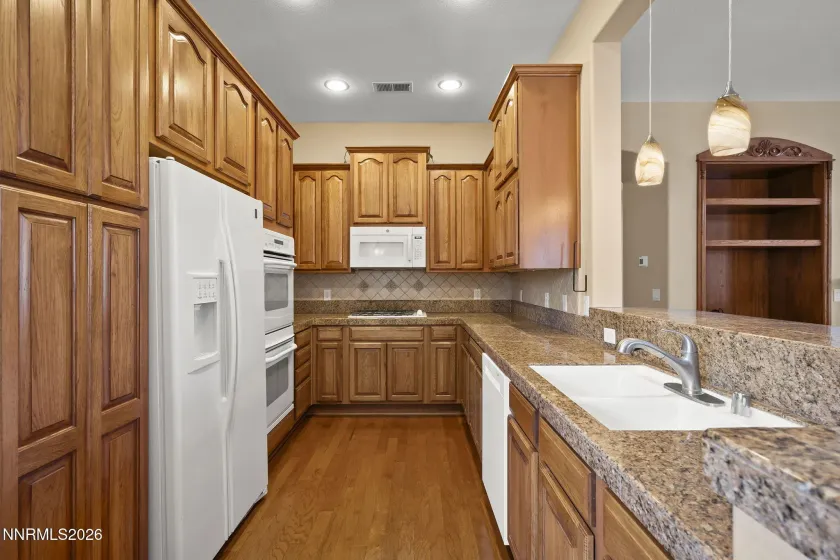 9900 Wilbur May, Reno, Nevada 89521, 2 Bedrooms Bedrooms, ,2 BathroomsBathrooms,Residential,Residential,Wilbur May,260005413