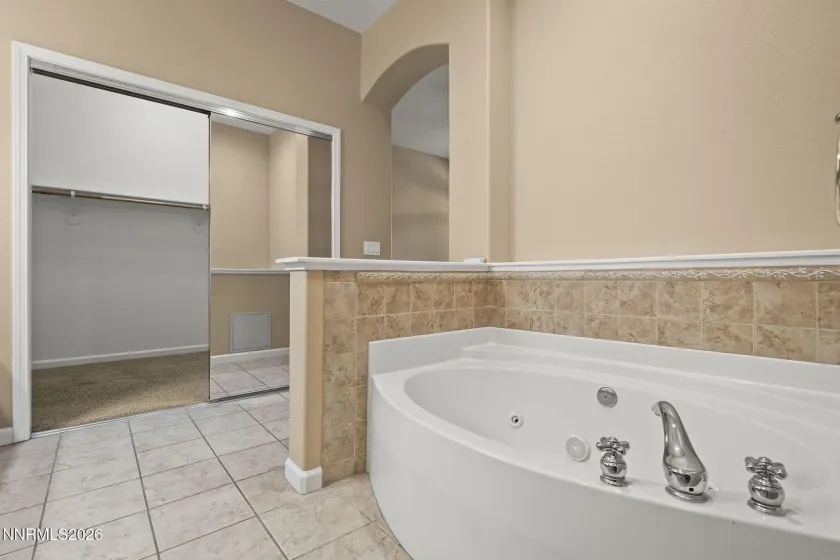 9900 Wilbur May, Reno, Nevada 89521, 2 Bedrooms Bedrooms, ,2 BathroomsBathrooms,Residential,Residential,Wilbur May,260005413