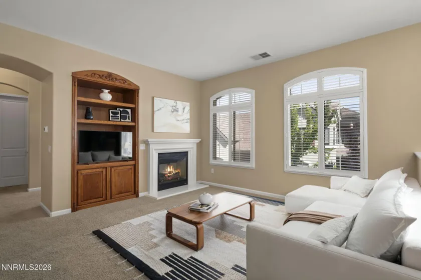 9900 Wilbur May, Reno, Nevada 89521, 2 Bedrooms Bedrooms, ,2 BathroomsBathrooms,Residential,Residential,Wilbur May,260005413