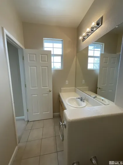 2847 Falcon Ridge, Sparks, Nevada 89436, 4 Bedrooms Bedrooms, ,4 BathroomsBathrooms,Residential Lease,Manufactured,Falcon Ridge,260005427