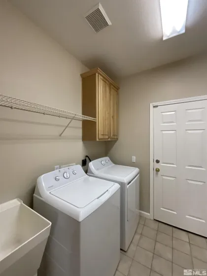 2847 Falcon Ridge, Sparks, Nevada 89436, 4 Bedrooms Bedrooms, ,4 BathroomsBathrooms,Residential Lease,Manufactured,Falcon Ridge,260005427
