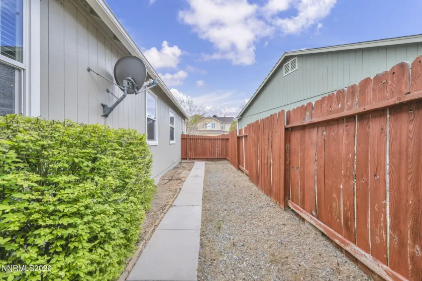 11555 Lone Desert, Reno, Nevada 89506, 4 Bedrooms Bedrooms, ,2 BathroomsBathrooms,Residential,Residential,Lone Desert,260005430