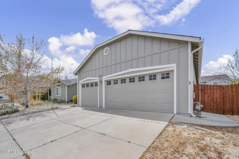 11555 Lone Desert, Reno, Nevada 89506, 4 Bedrooms Bedrooms, ,2 BathroomsBathrooms,Residential,Residential,Lone Desert,260005430