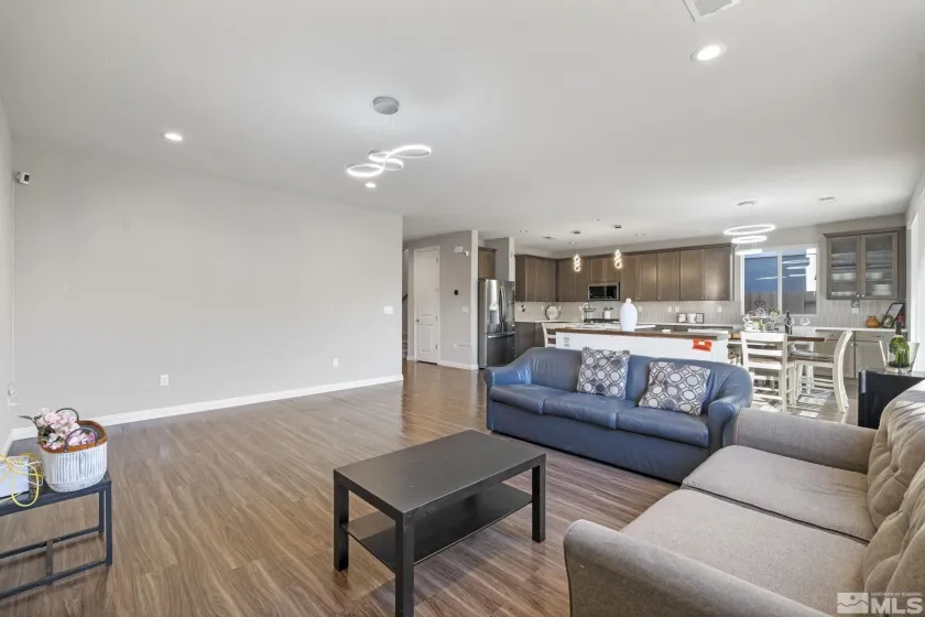 2171 Wyaconda, Sparks, Nevada 89436, 3 Bedrooms Bedrooms, ,3 BathroomsBathrooms,Residential,Residential,Wyaconda,260005432