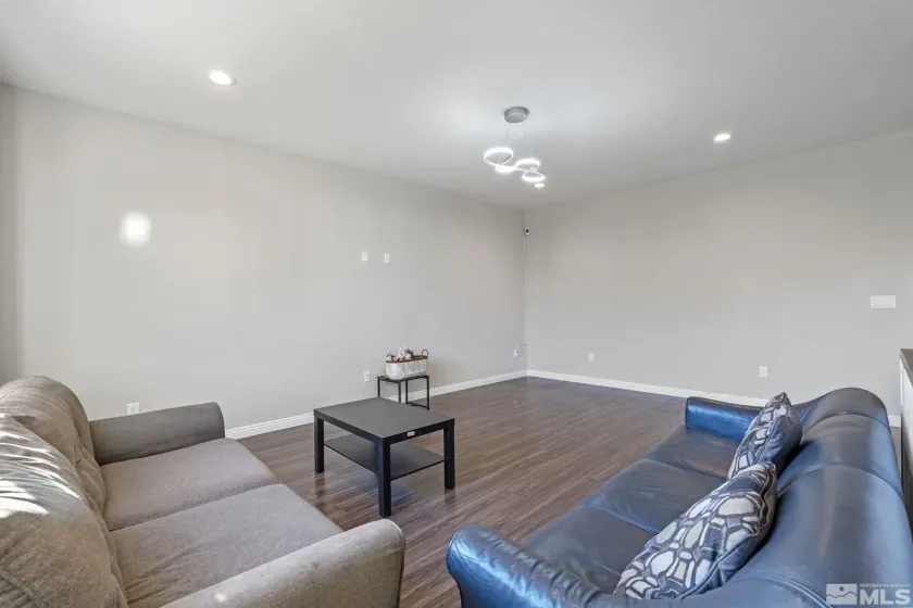 2171 Wyaconda, Sparks, Nevada 89436, 3 Bedrooms Bedrooms, ,3 BathroomsBathrooms,Residential,Residential,Wyaconda,260005432