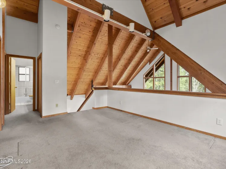 962 Red Feather, Incline Village, Nevada 89451, 3 Bedrooms Bedrooms, ,2 BathroomsBathrooms,Residential,Residential,Red Feather,260005433