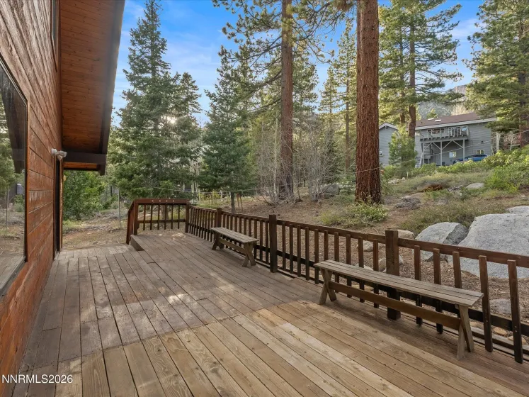 962 Red Feather, Incline Village, Nevada 89451, 3 Bedrooms Bedrooms, ,2 BathroomsBathrooms,Residential,Residential,Red Feather,260005433