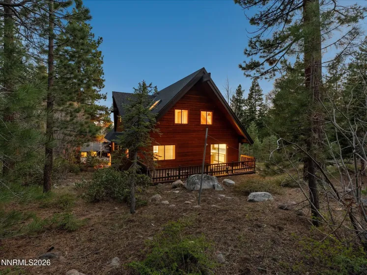 962 Red Feather, Incline Village, Nevada 89451, 3 Bedrooms Bedrooms, ,2 BathroomsBathrooms,Residential,Residential,Red Feather,260005433