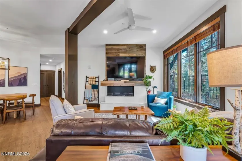 25 Beach Club, Stateline, Nevada 89449, 3 Bedrooms Bedrooms, ,2 BathroomsBathrooms,Residential,Residential,Beach Club,260005436
